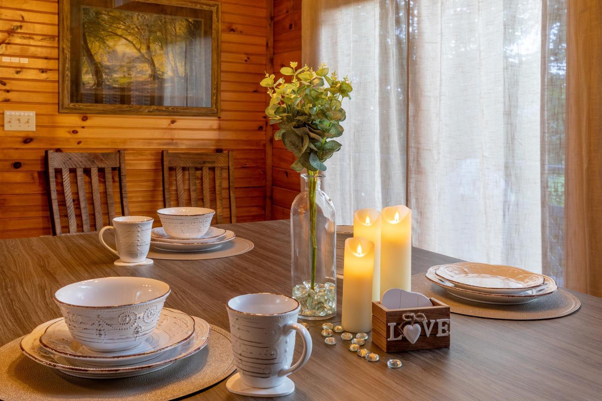 Real Log Cabin With Amazing Views, Hot Tub, Sauna, Games Gatlinburg Bagian luar foto